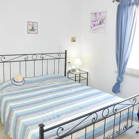 Residenza Marina Isola Rossa (Sassari)